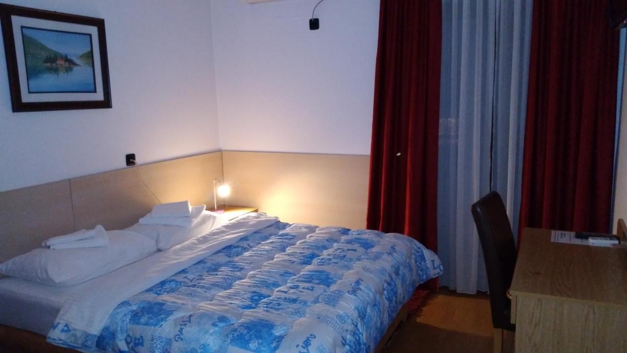 Hotel Viv Trebinje Exterior foto