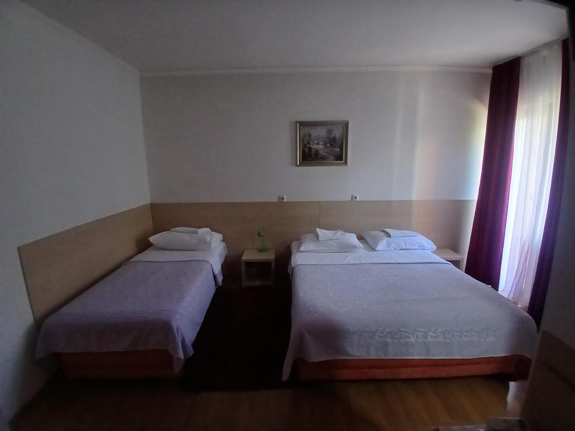 Hotel Viv Trebinje Exterior foto